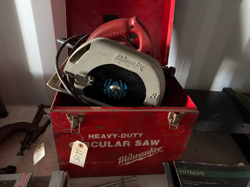 Milwaukee Heavy Duty Circular Saw