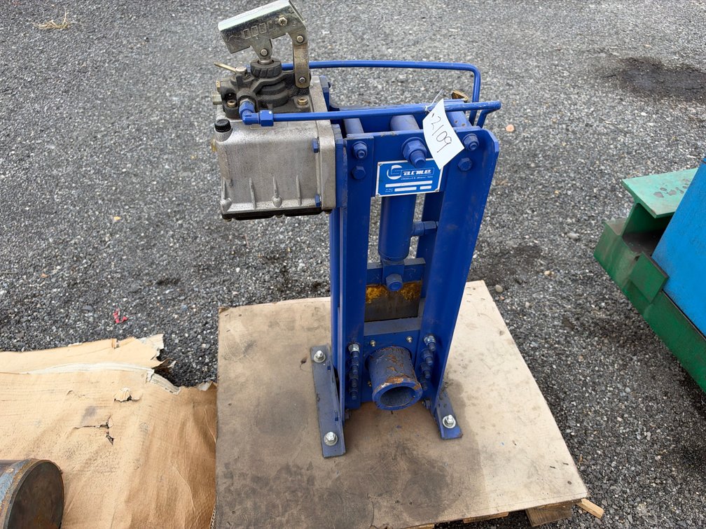 Garme Hydraulic Shear