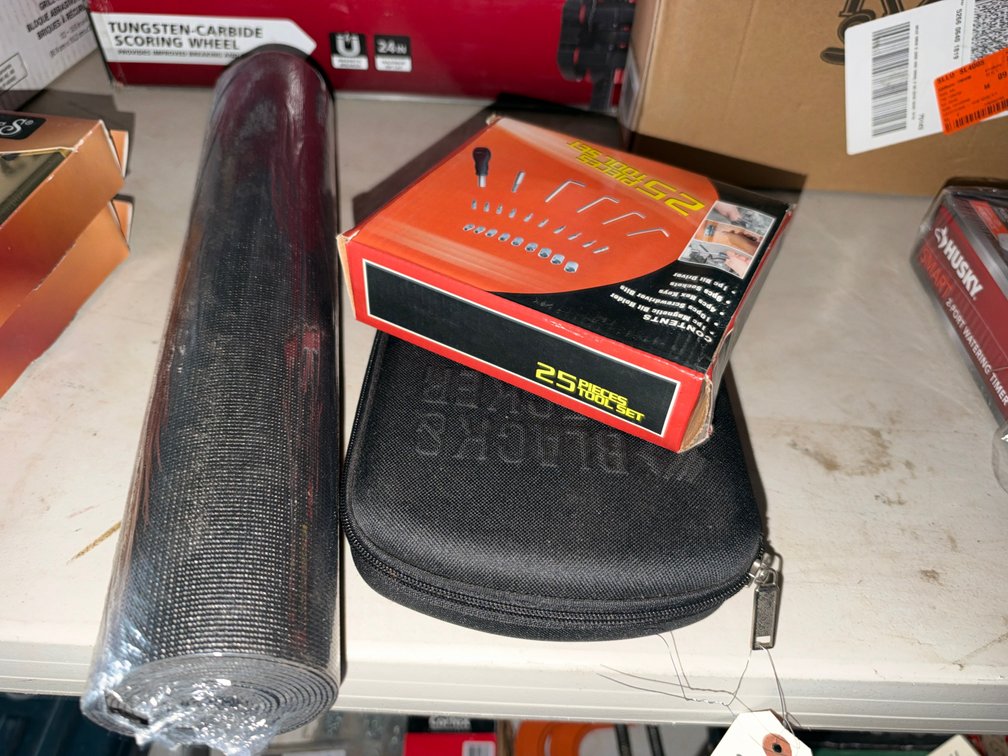 Black & Decker Laser Stud Finder, Tool Set