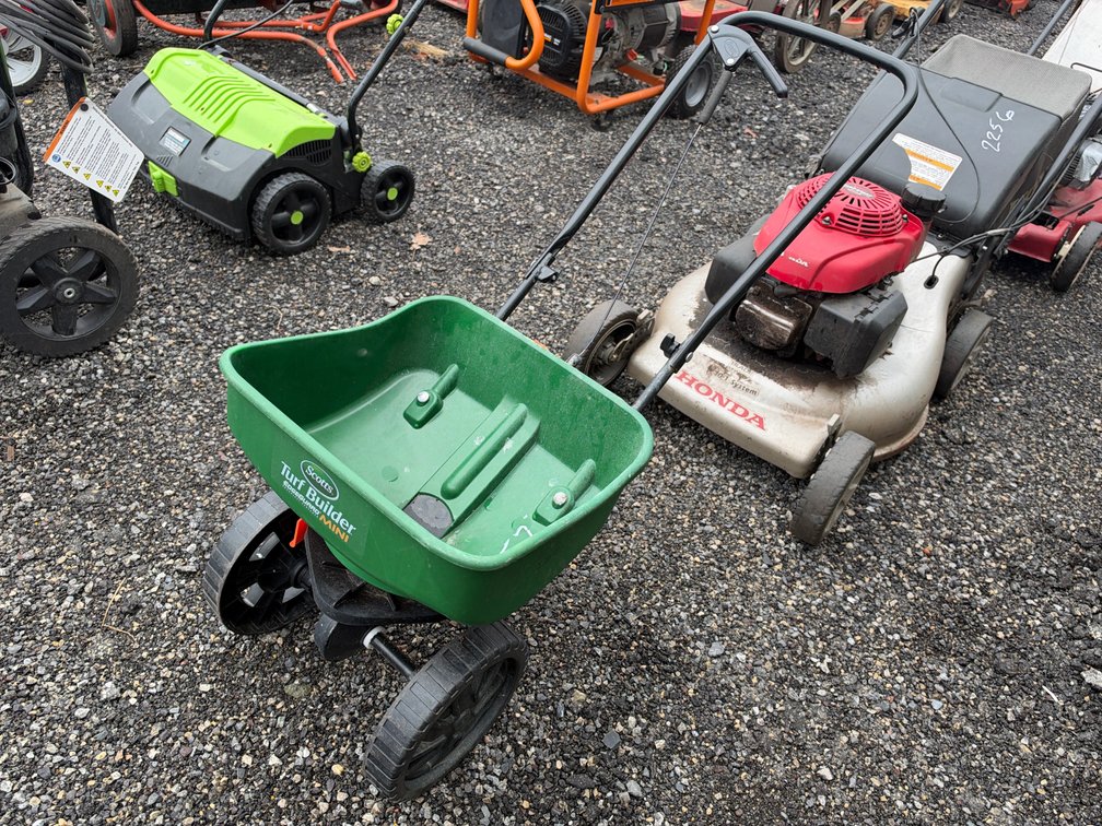 Scotts Broadcast Spreader