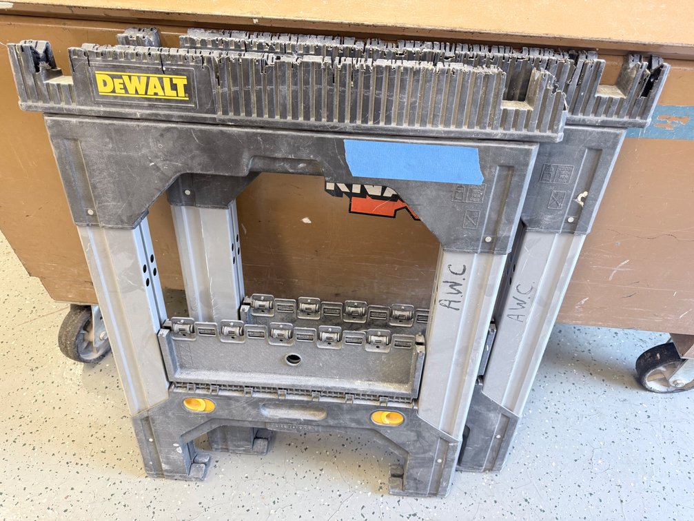 DeWalt Folding Saw Horses