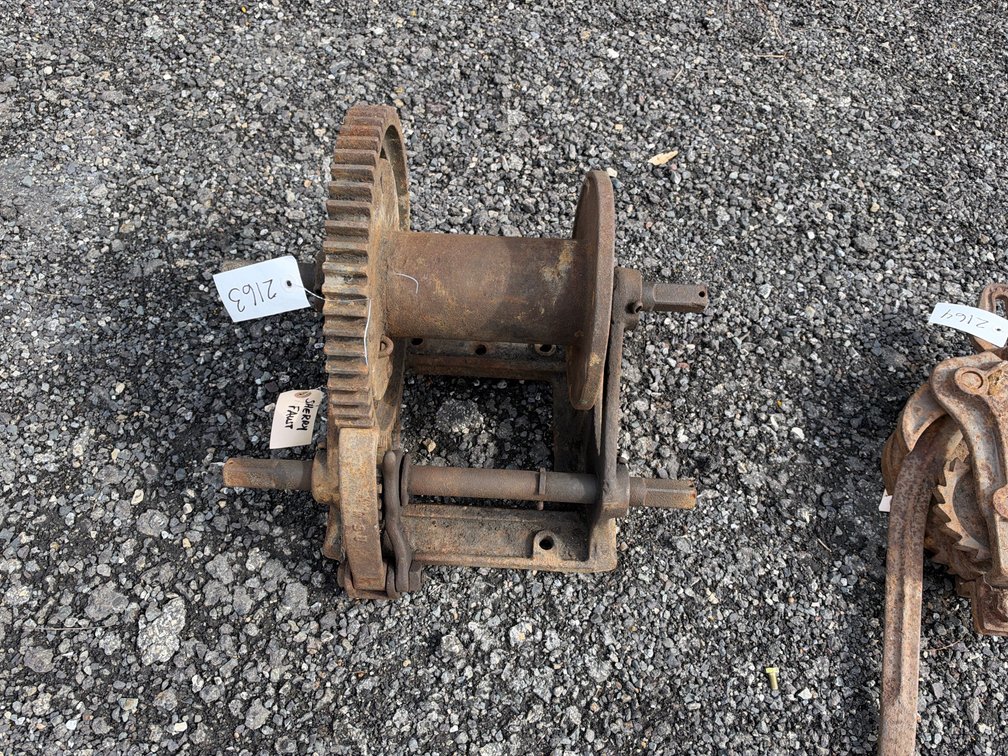 Hand Crank Winch