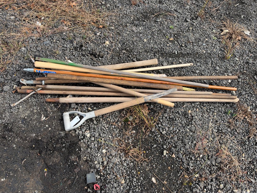 Handles & Broom Ends