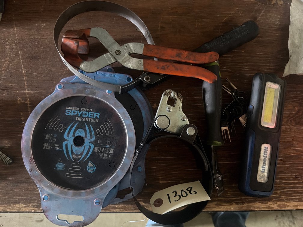 Demo Saw Blades, Oil Filter Wrenches, Work Light