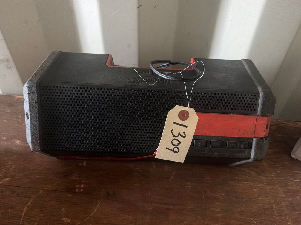 Milwaukee 18V Jobsite Speaker