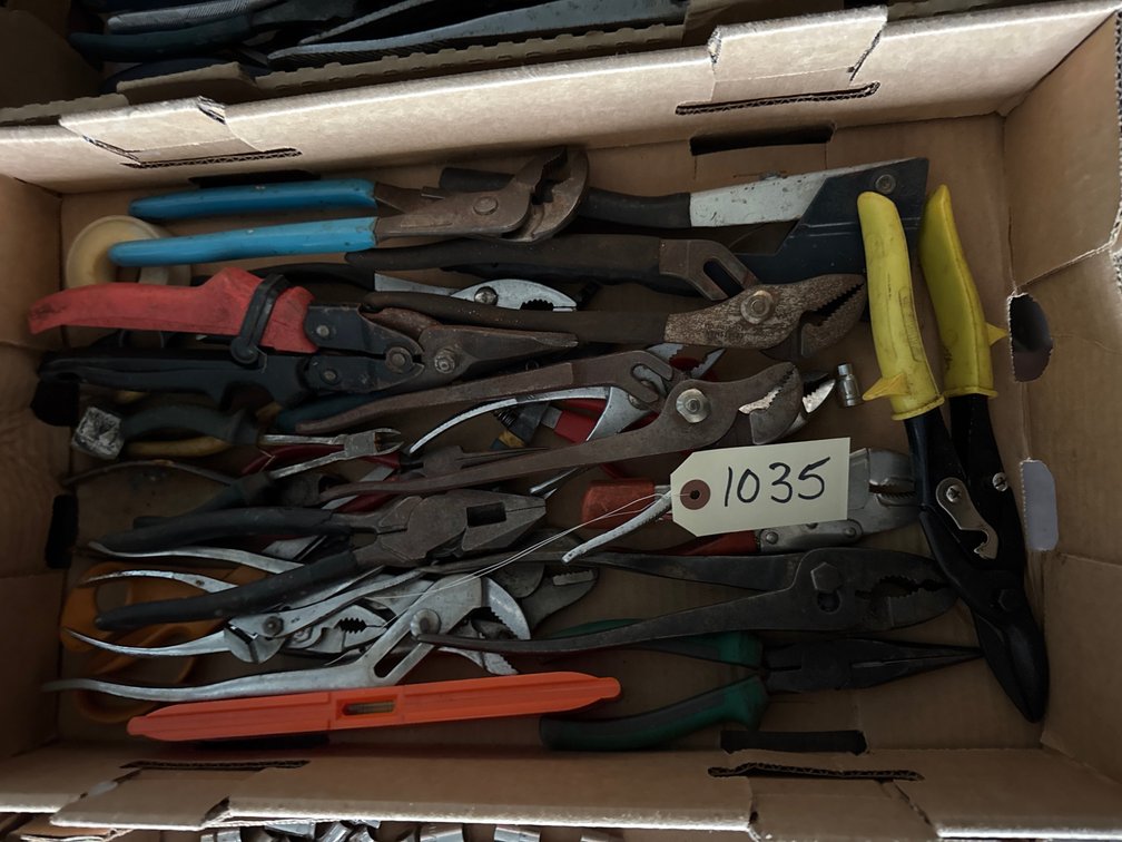 Pliers
