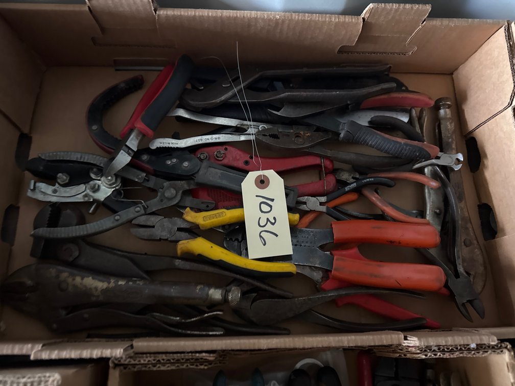 Pliers