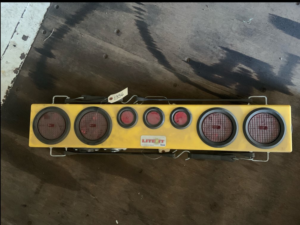 Yellow Tow-Light Bar