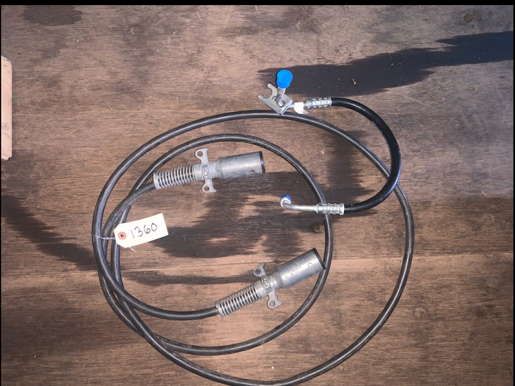 Lift-Gate Power Cable & Refrigerant Hose
