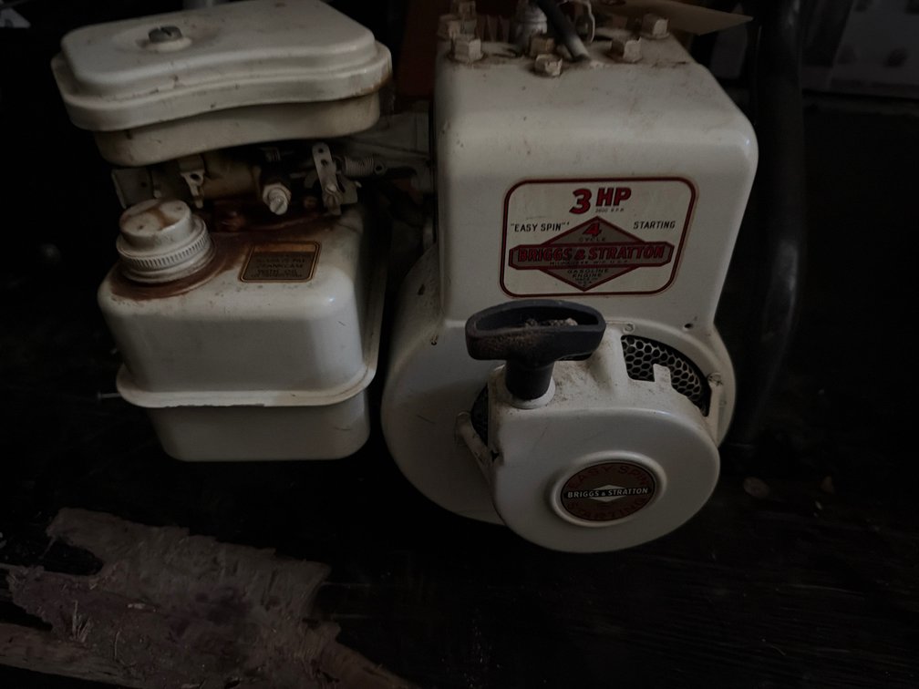 Briggs & Stratton 3HP Engine