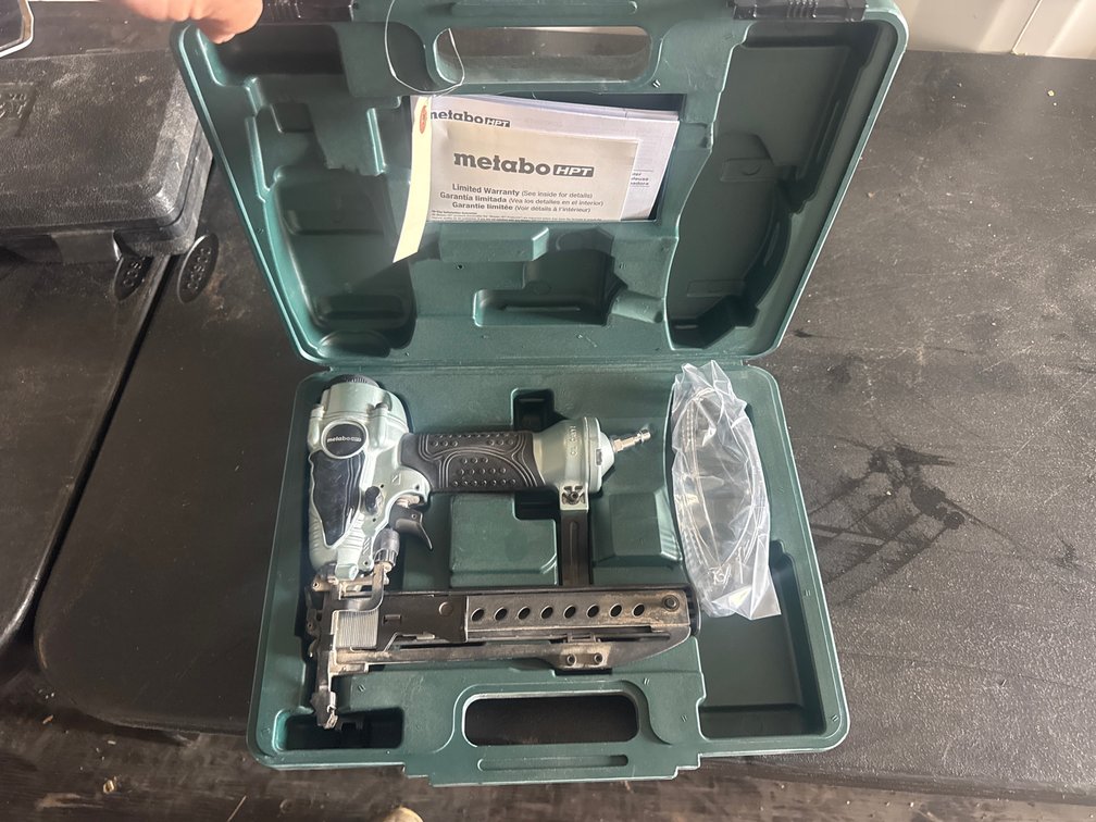 Metabo Pneumatic Finish Nailer