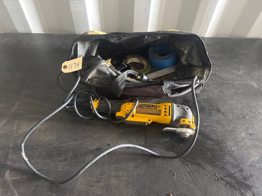 DeWalt Electric Multi-Tool & Tape Measure