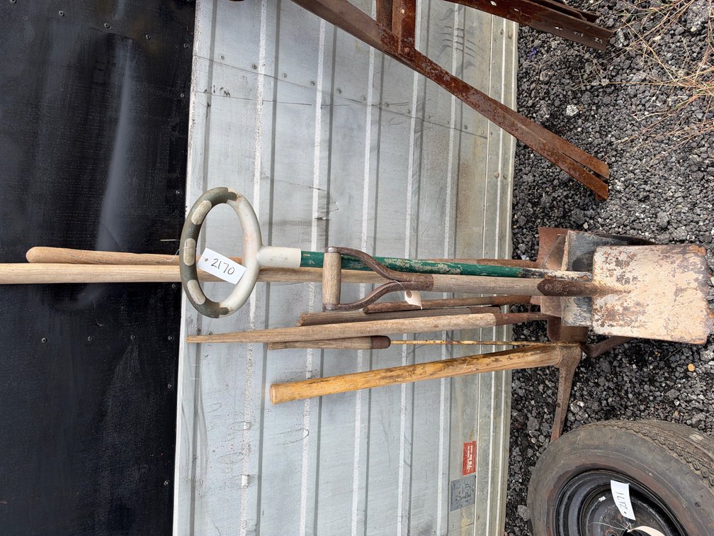 Shovels & Pick Axe