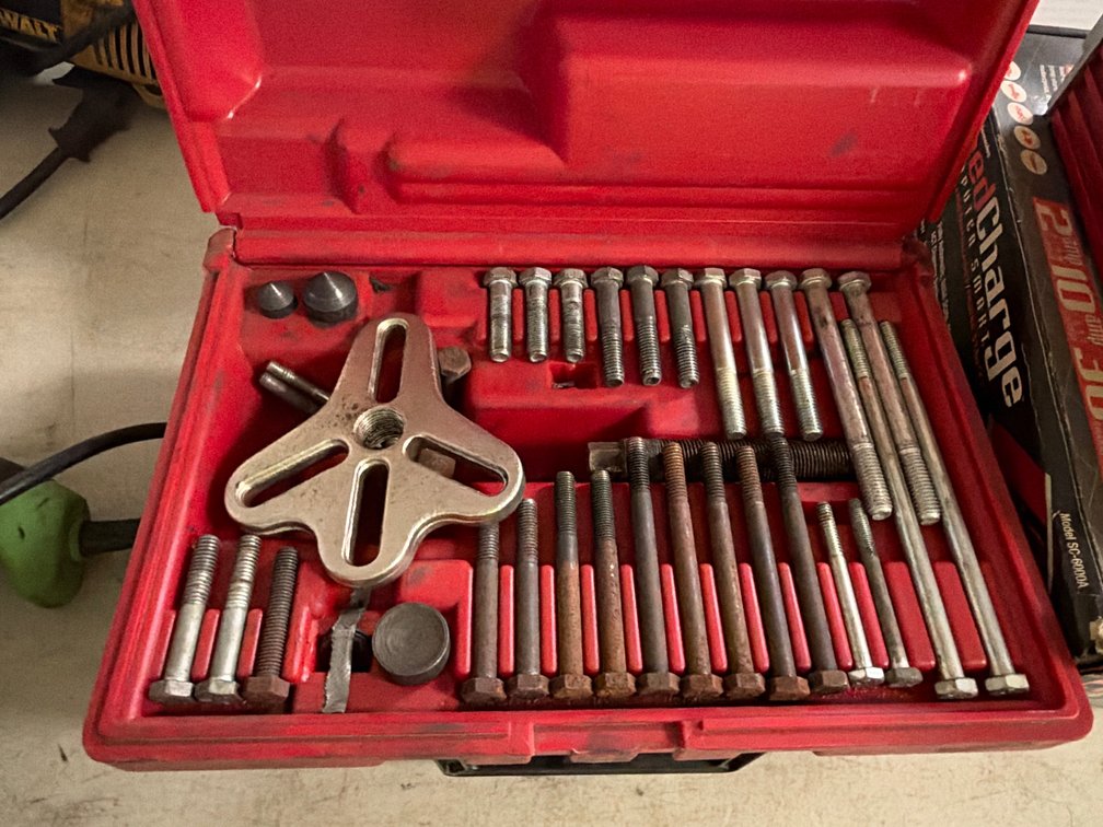 Snap-On Bolt Grip Puller Set