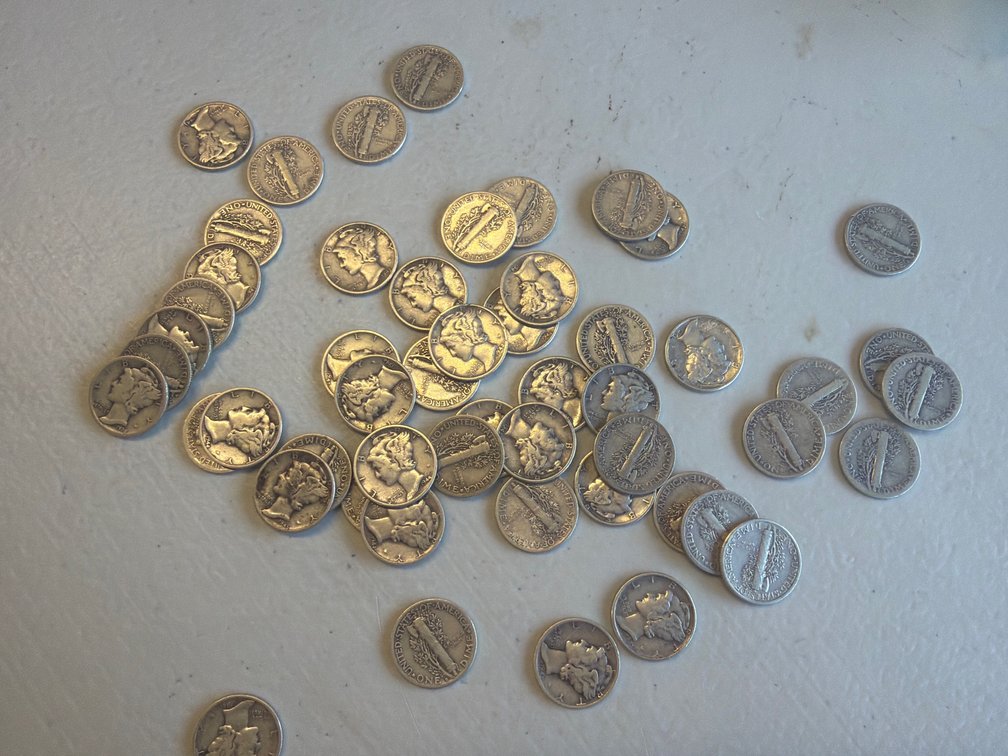 (52) Mercury Dimes