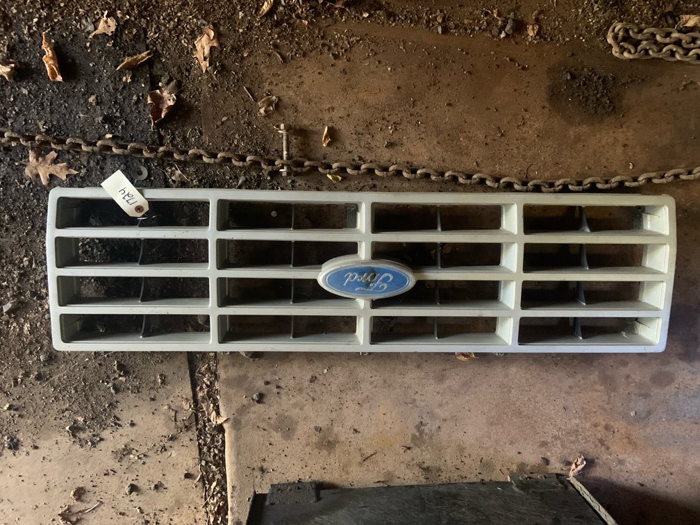 1980s Ford Grille