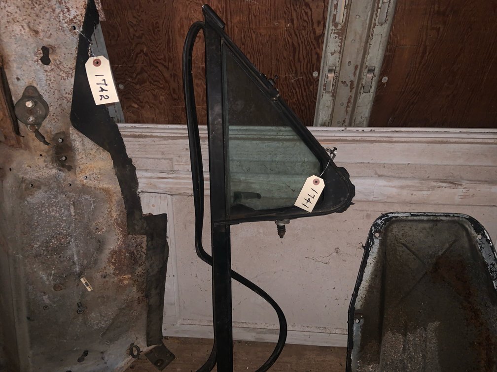 1990s Ford Wing Window