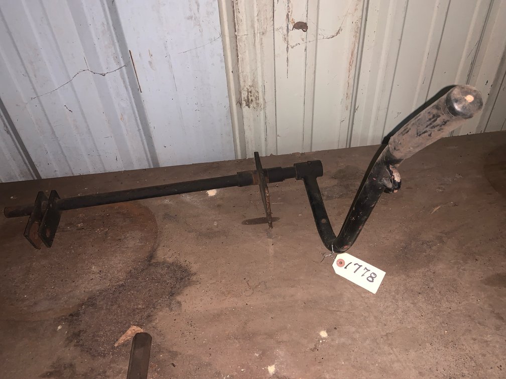 Tri-Axle Shoot Handle