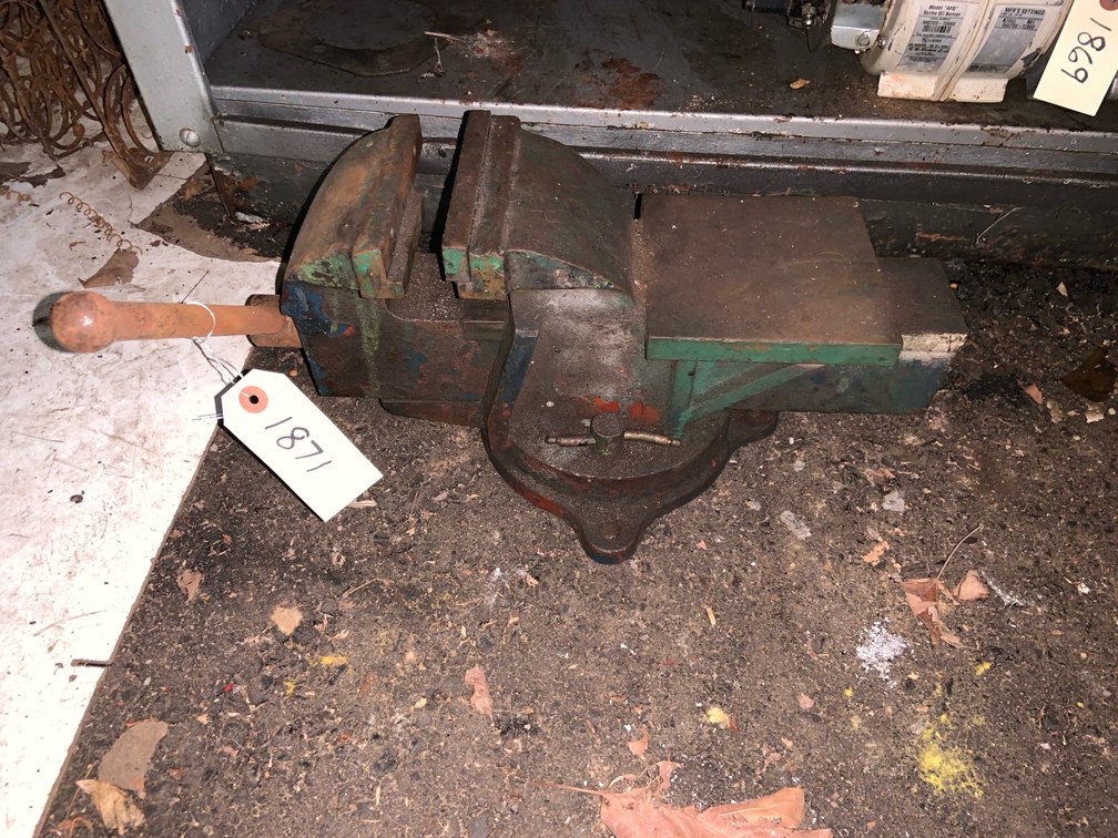 Bench Vise
