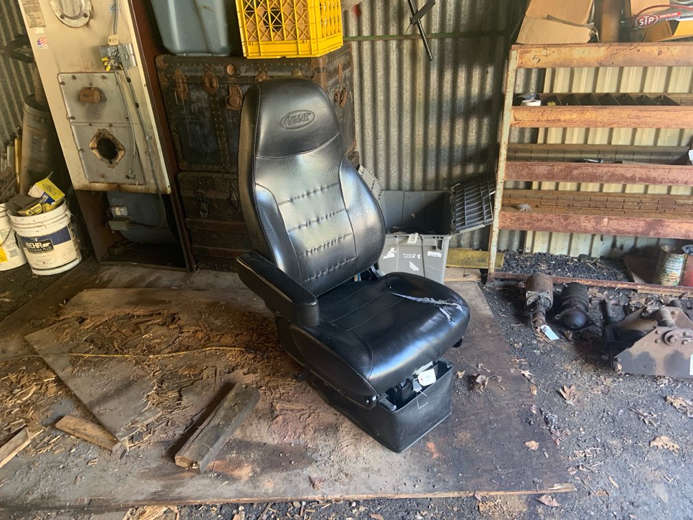 Peterbilt Drives Seat