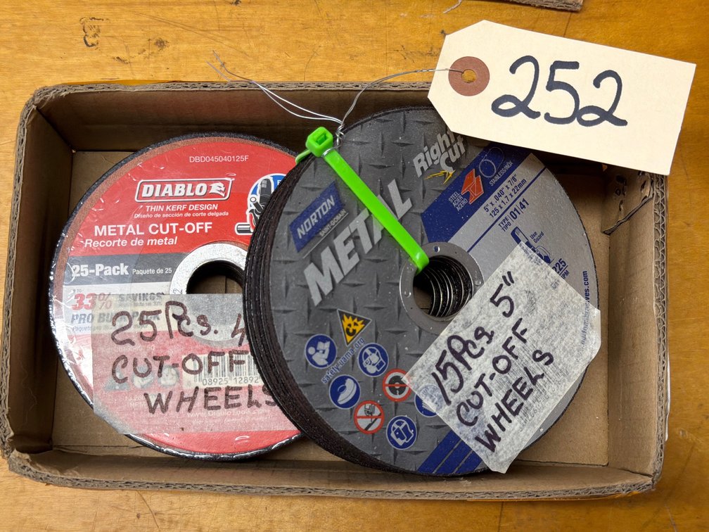 (40) Metal Cut-Off Wheels