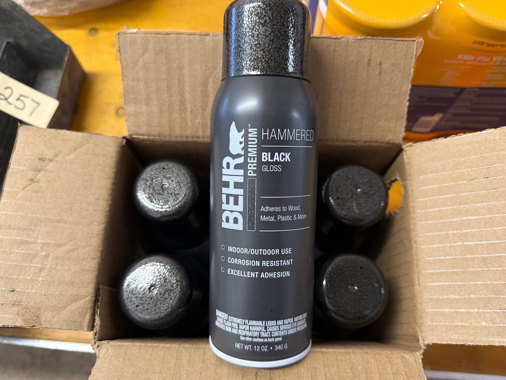 (6) Behr Premium Black Gloss Spray Paint