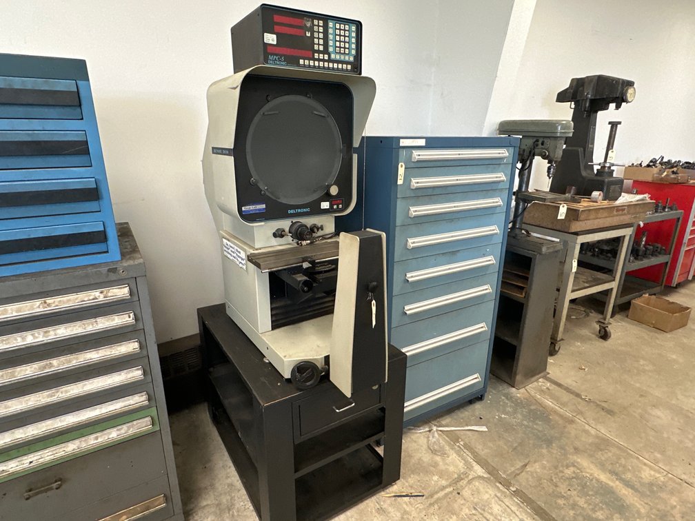 Deltronic DH214 Optical Comparator