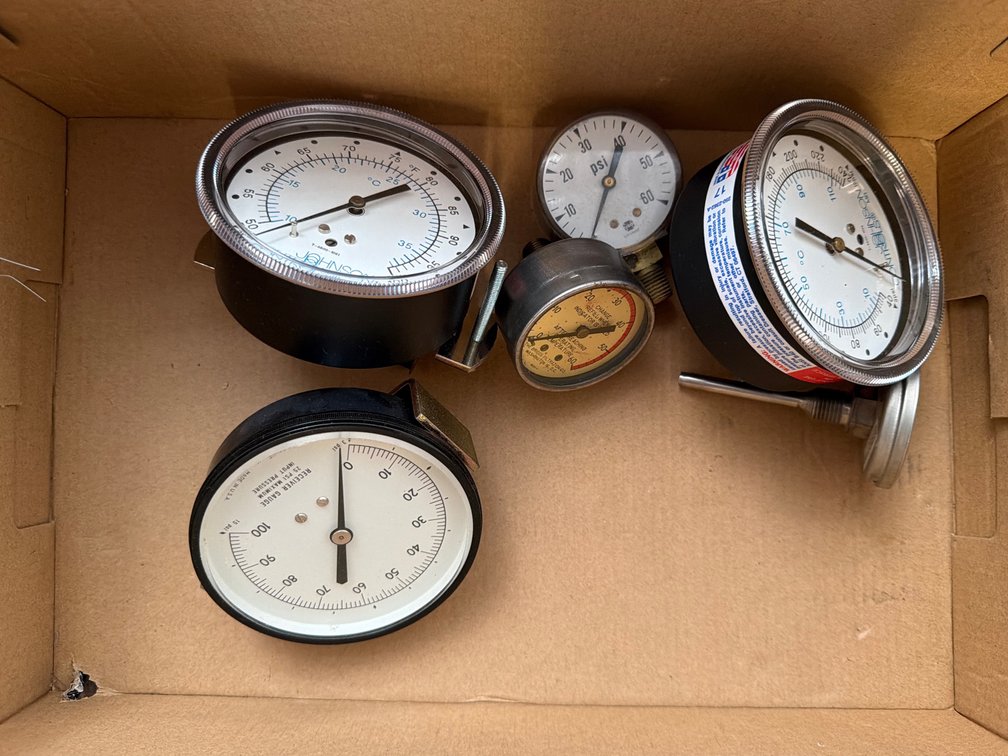 (6) Temperature Gauges, Receiver Gauge, PSI Gauge