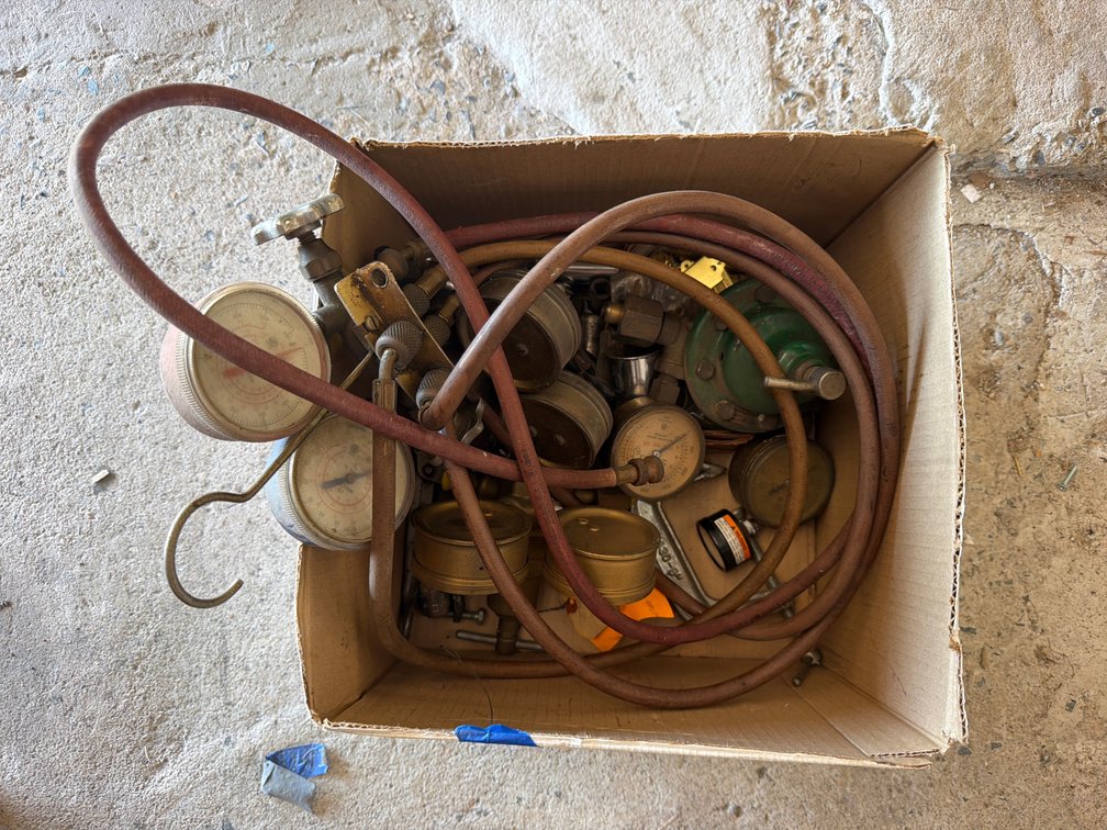 Welding Gauges, Sockets, C-Clamp