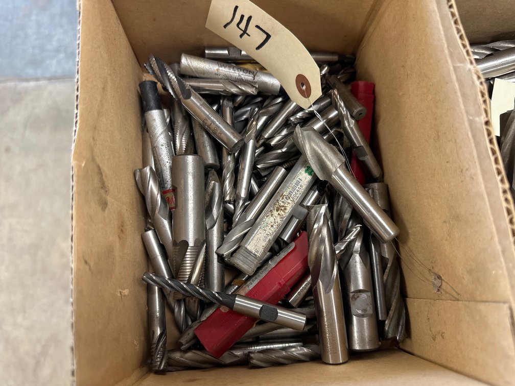 End Mills And Drill Bits
