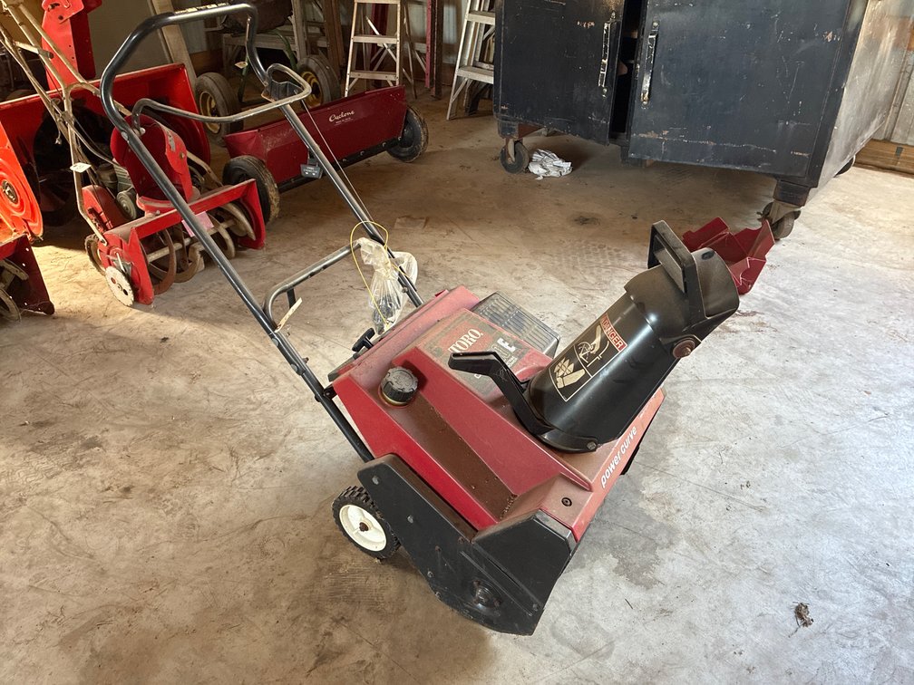 Toro Gas Snowblower