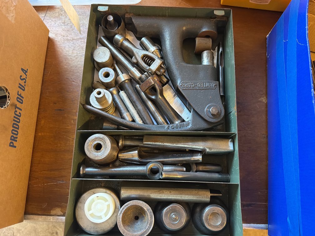 United-Carr Fastener Kit