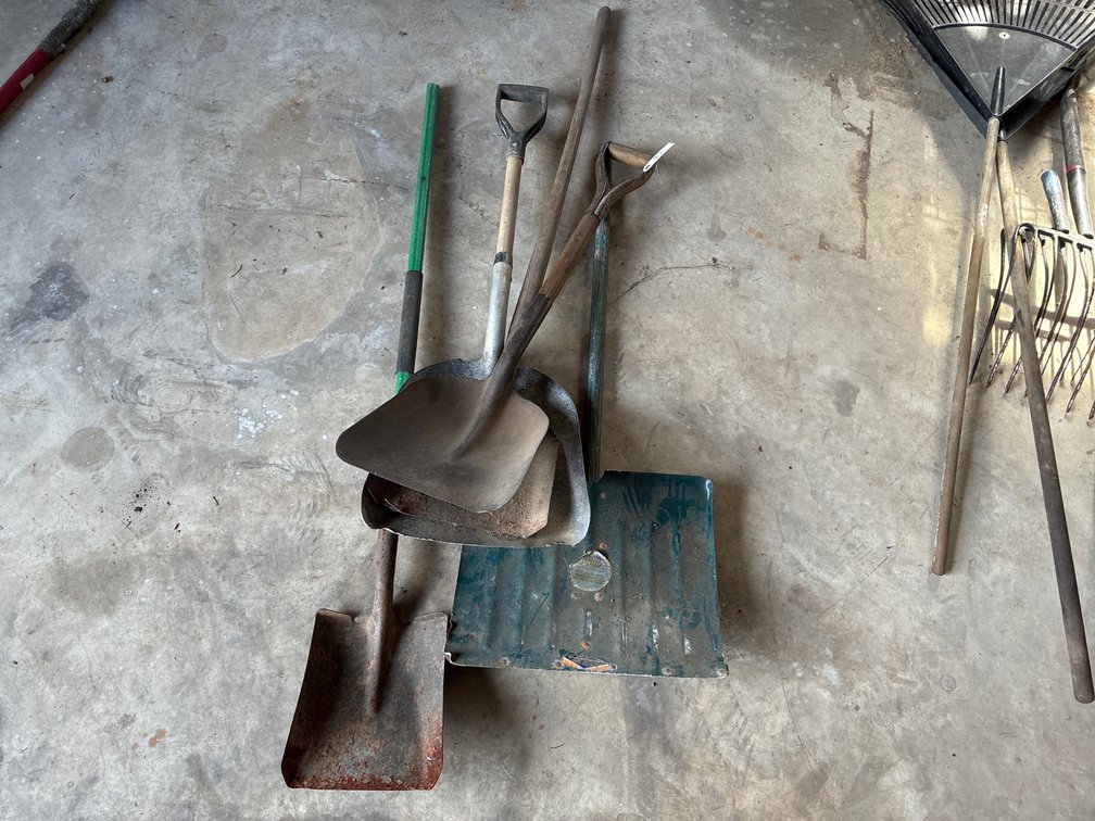 Asst. Shovels