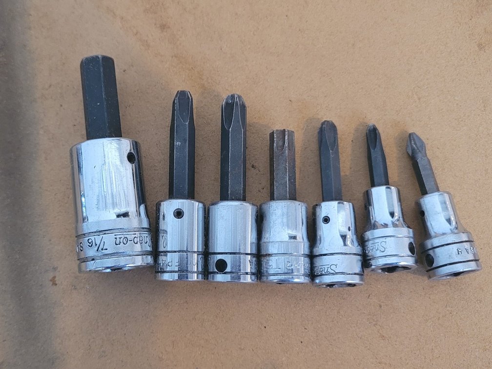 (7) Snap-On Hex Bit & Screwdriver Bits