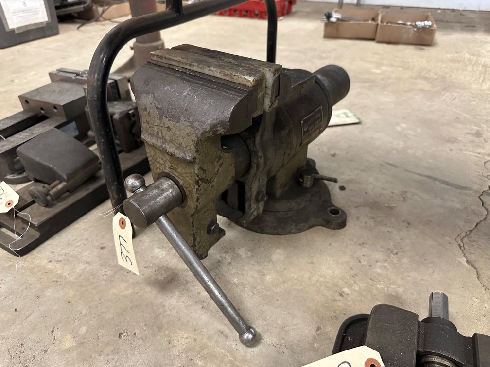 6" Bench Vise