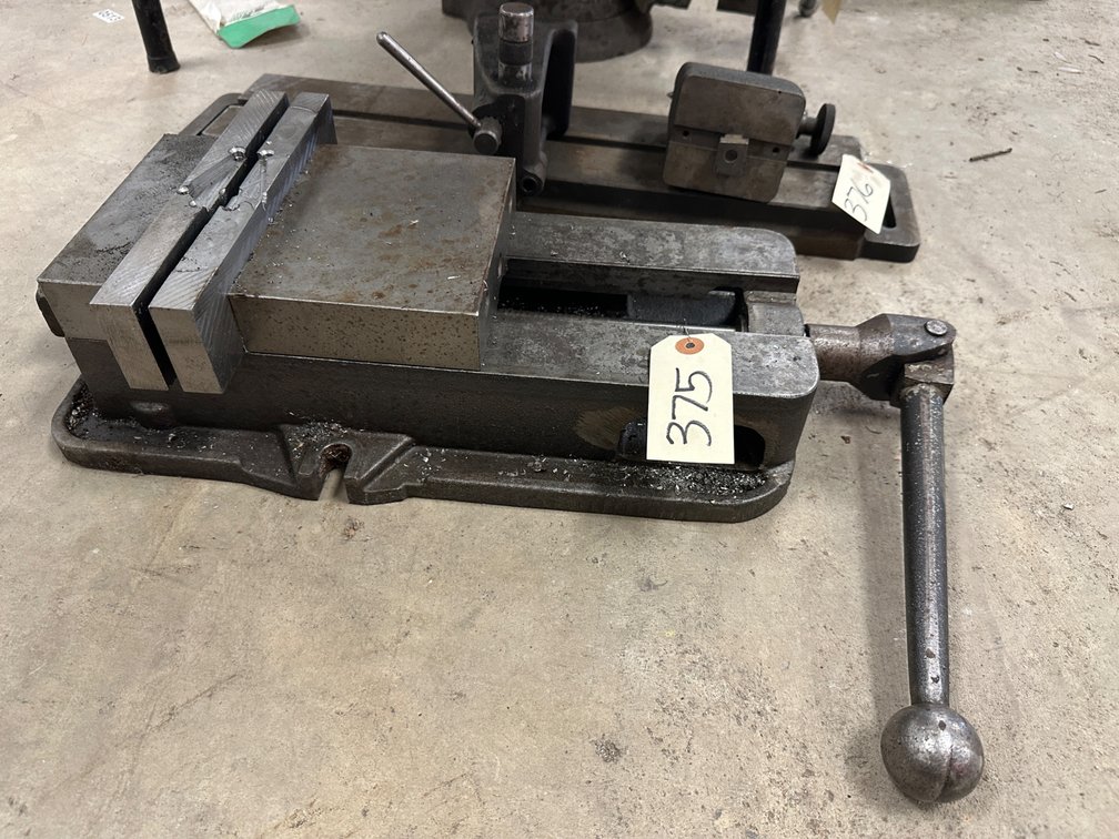Heavy-Duty Milling Machine Vise