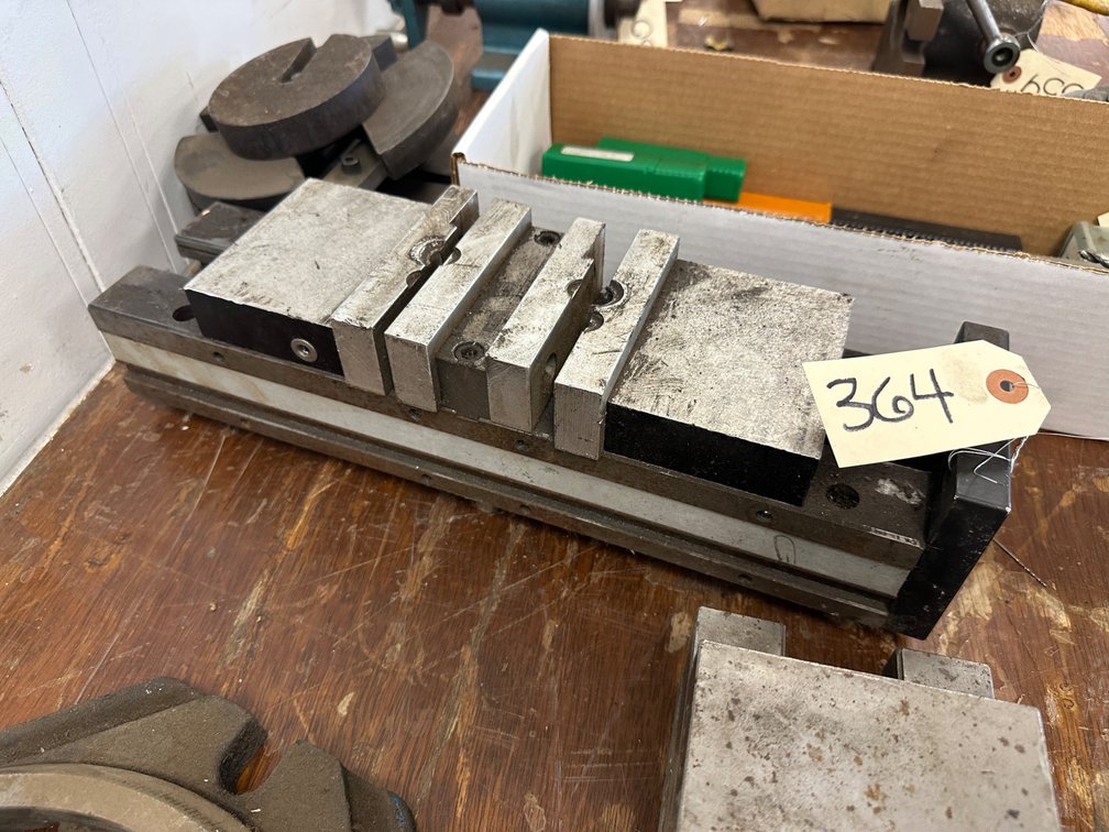 Heavy Duty Double Vise