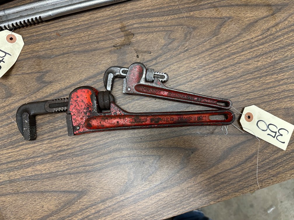 (2) Pipe Wrenches