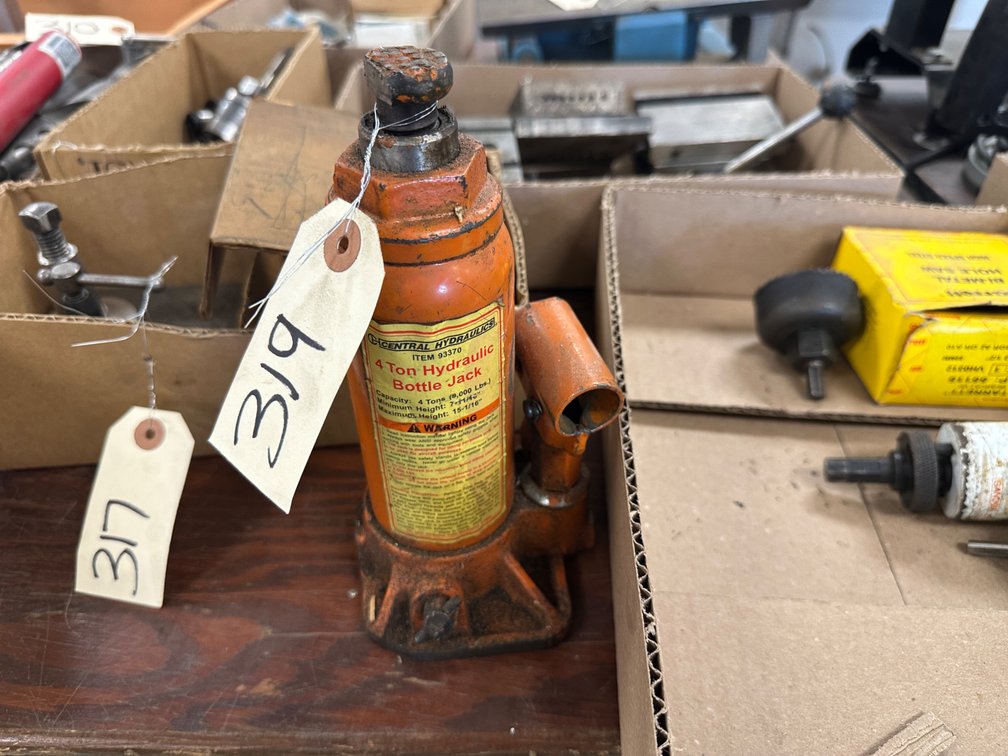 4-Ton Hydraulic Bottle Jack