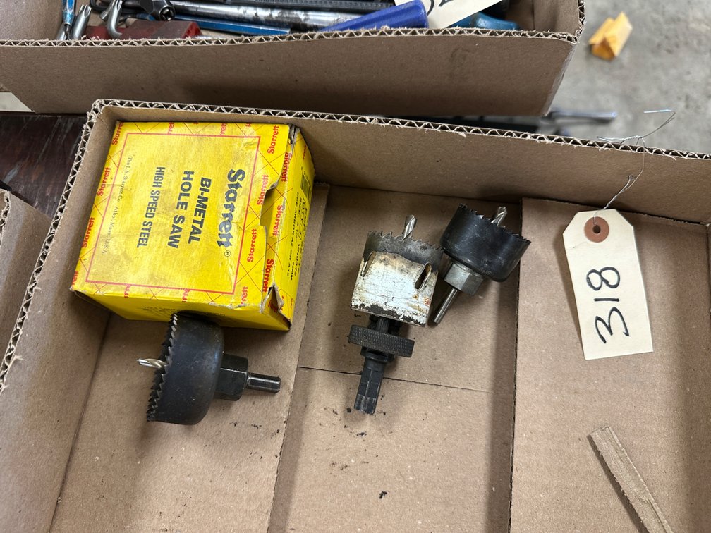 Assorted Hole Saws & Arbors