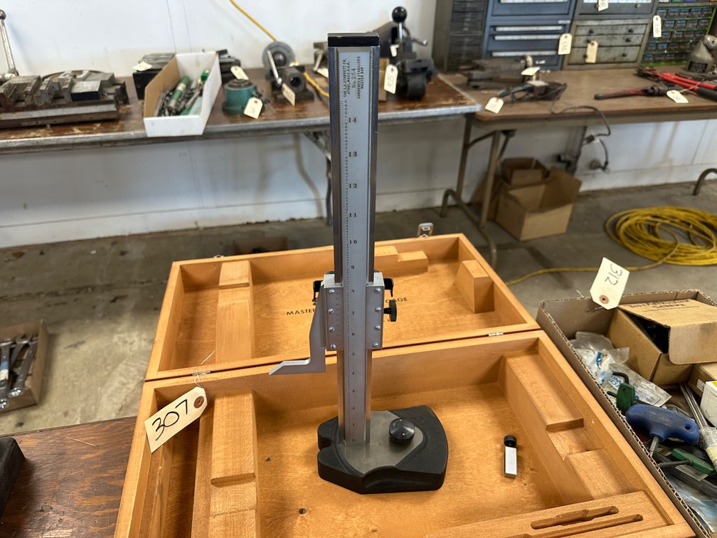 Starrett 254 Precision Height Gauge Stand with Wood Case