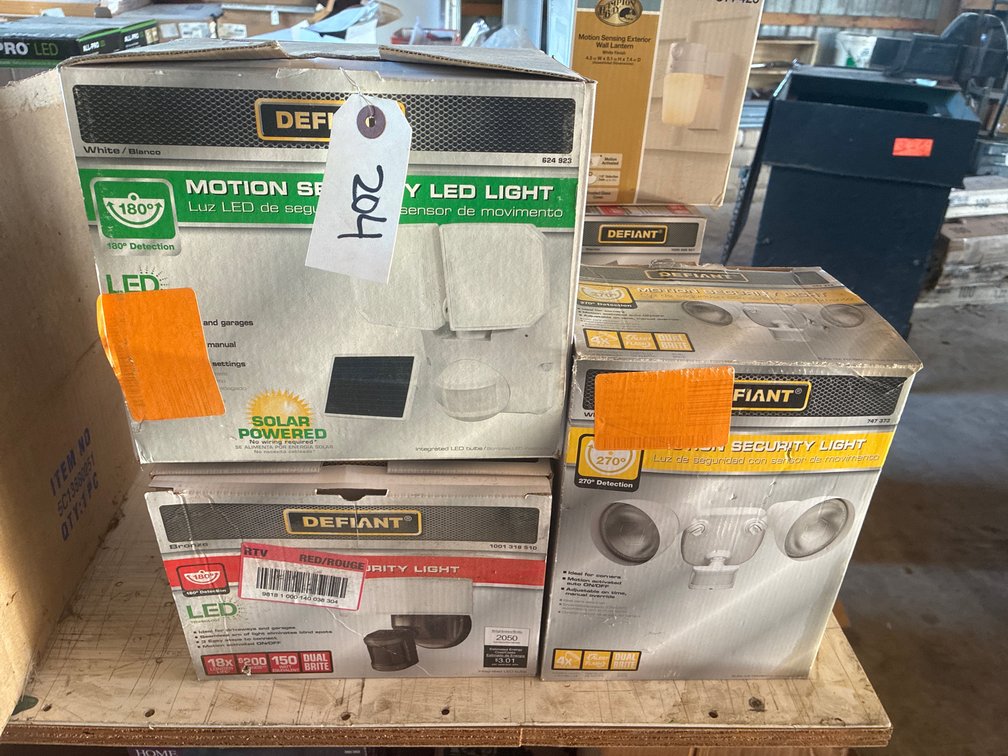 (3) Defiant Motion Security Lights