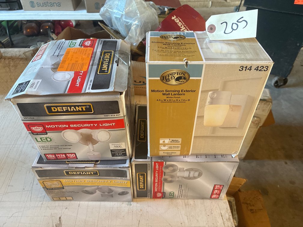 (4) Motion Security Lights
