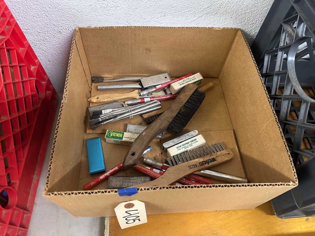 Assorted Hardware Brushes