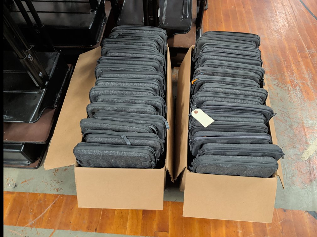 (31) Laptop Cases