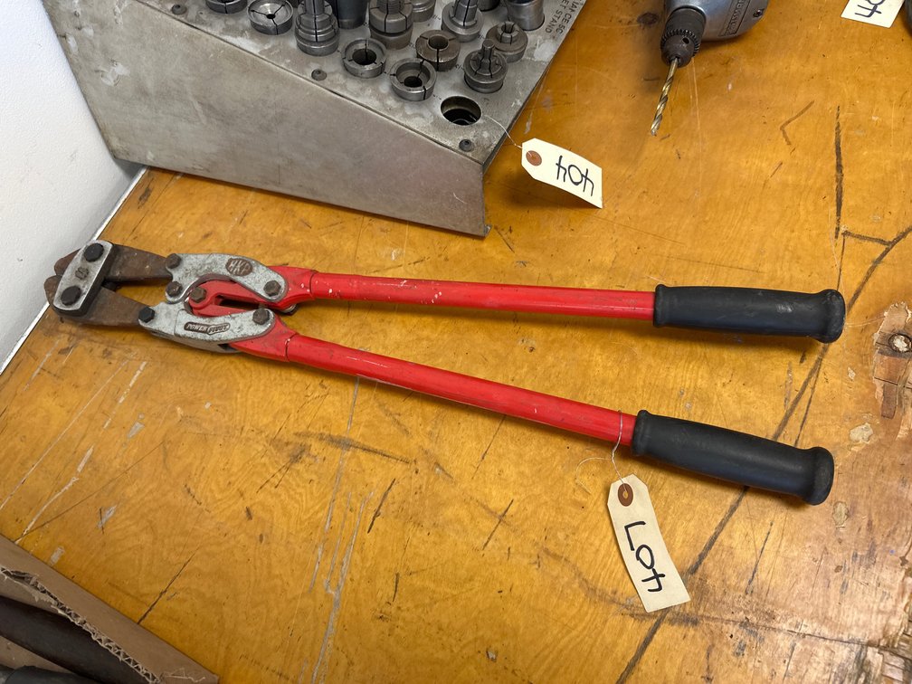 Heavy-Duty Bolt Cutters