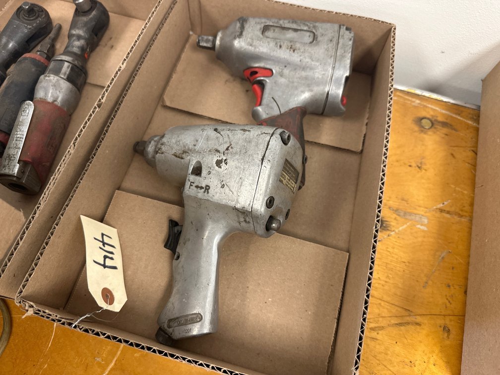 (2) Pneumatic Impact Wrenches