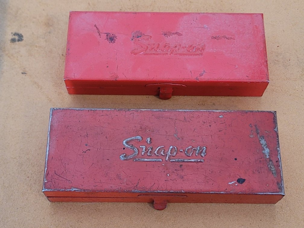 (2) Snap-On Small Cases