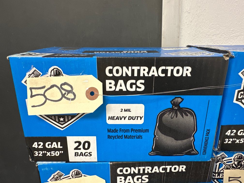 (1) Box of Contractor Trash Bags