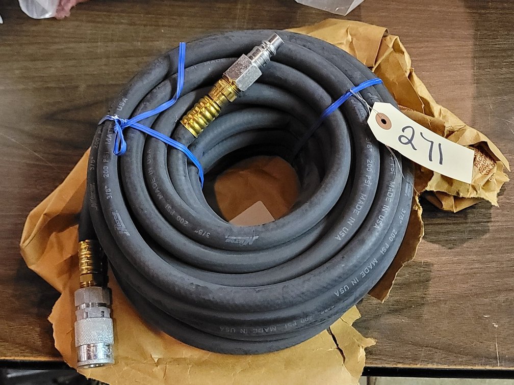 (4) New Rubber Air Hose